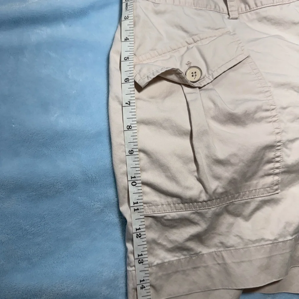 Talbots Lightweight Cargo Shorts in cream color - Size 16 Y2K Style - Picture 4 of 9